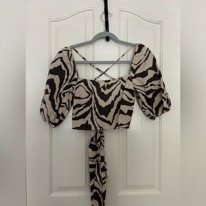 Puff Sleeve Crop Top